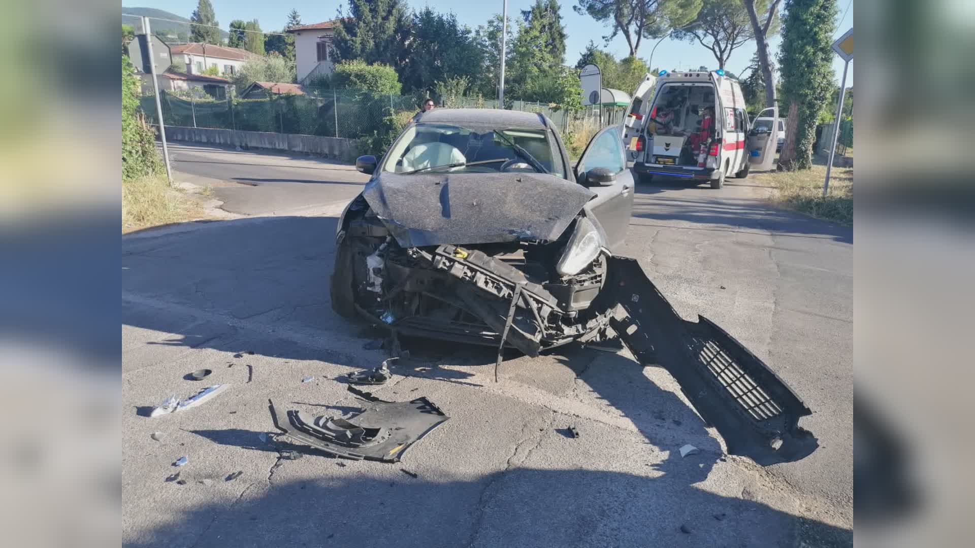 Incidente sabato pomeriggio: cinque i feriti