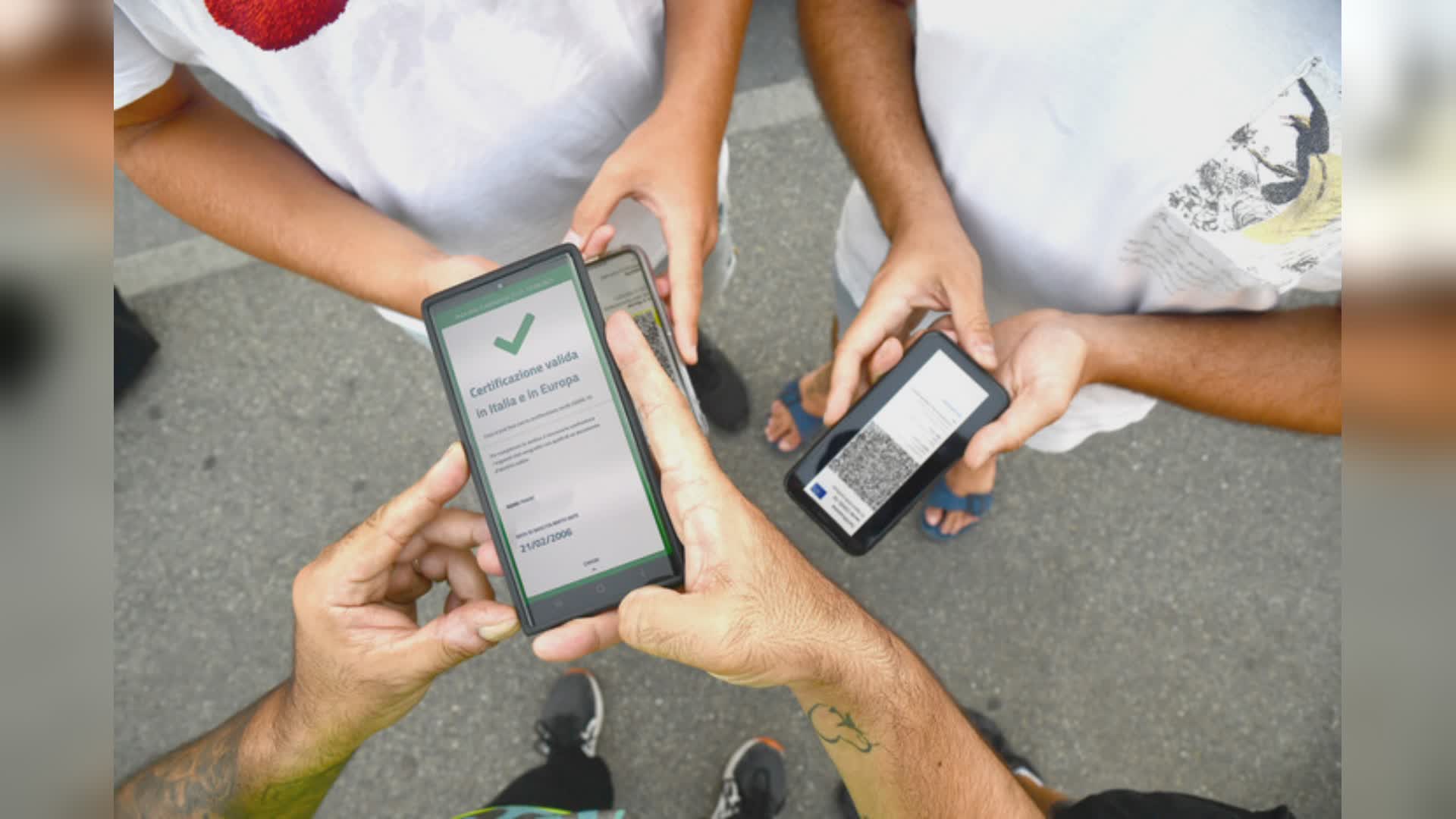 Nessun controllo green pass: chiuso locale dopo ispezione polizia