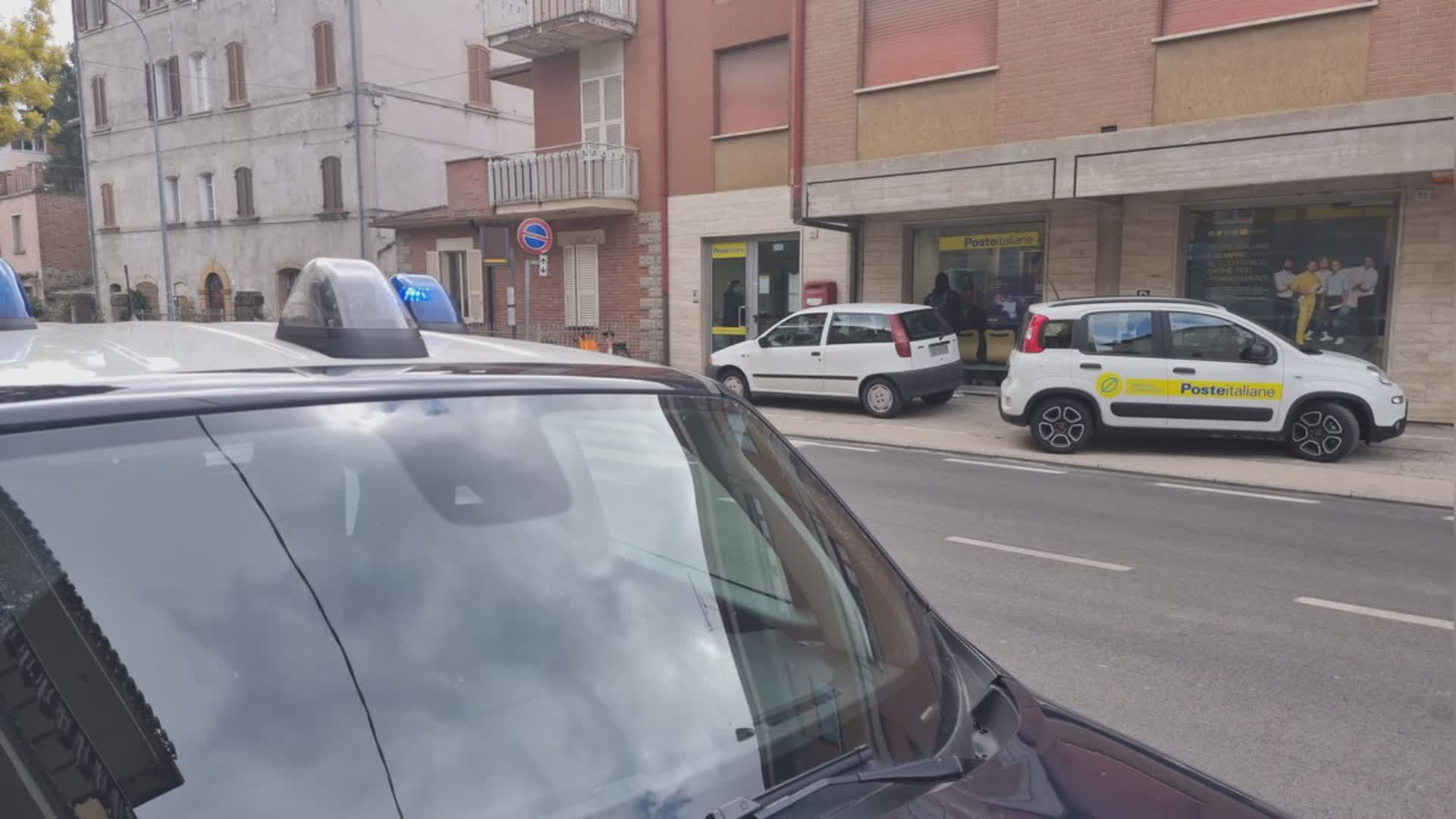 Rapina all’ufficio postale di Ponte Pattoli, indagini in corso