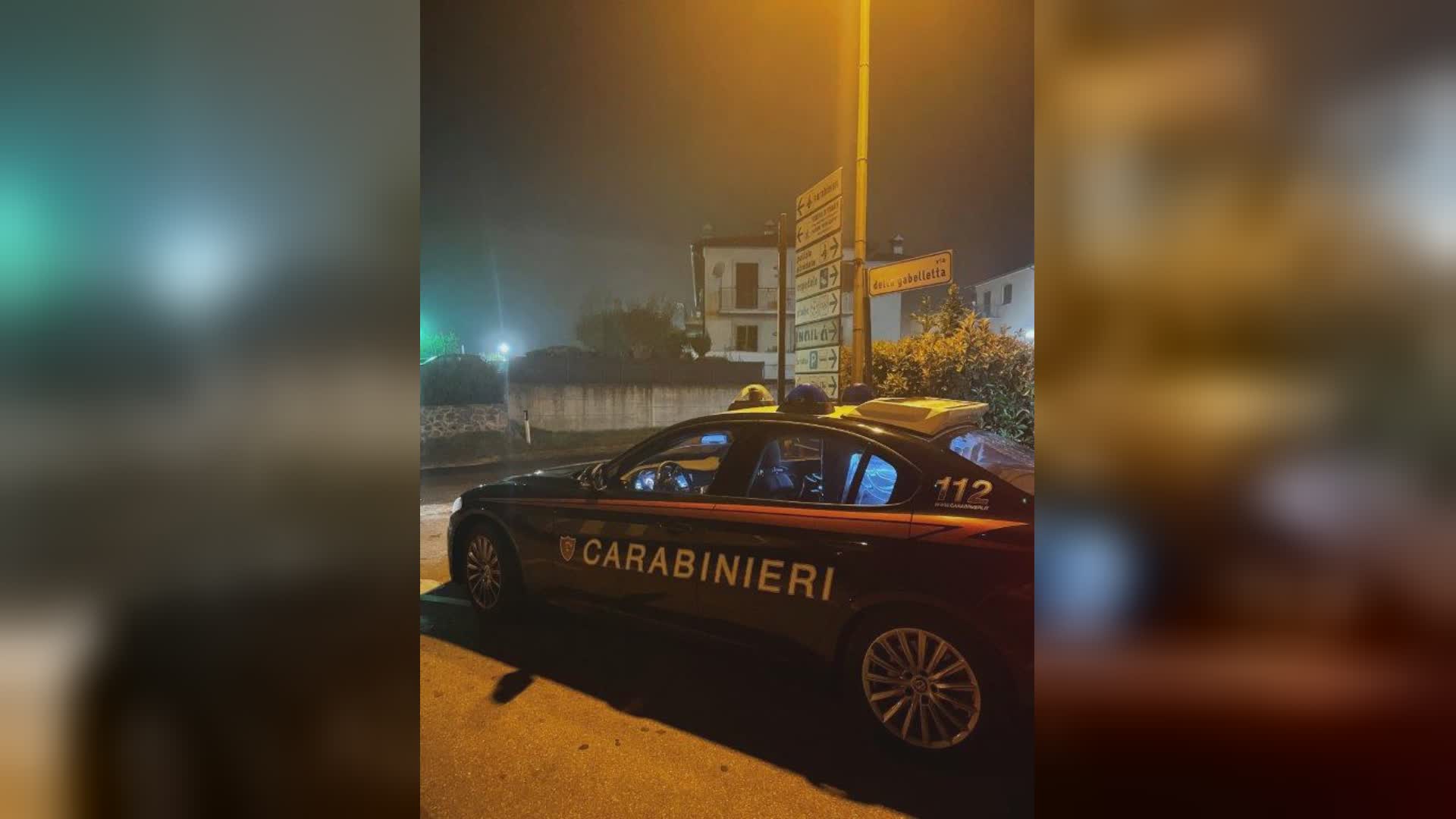 Esce di casa a 3 anni di notte da solo: recuperato dai Carabinieri