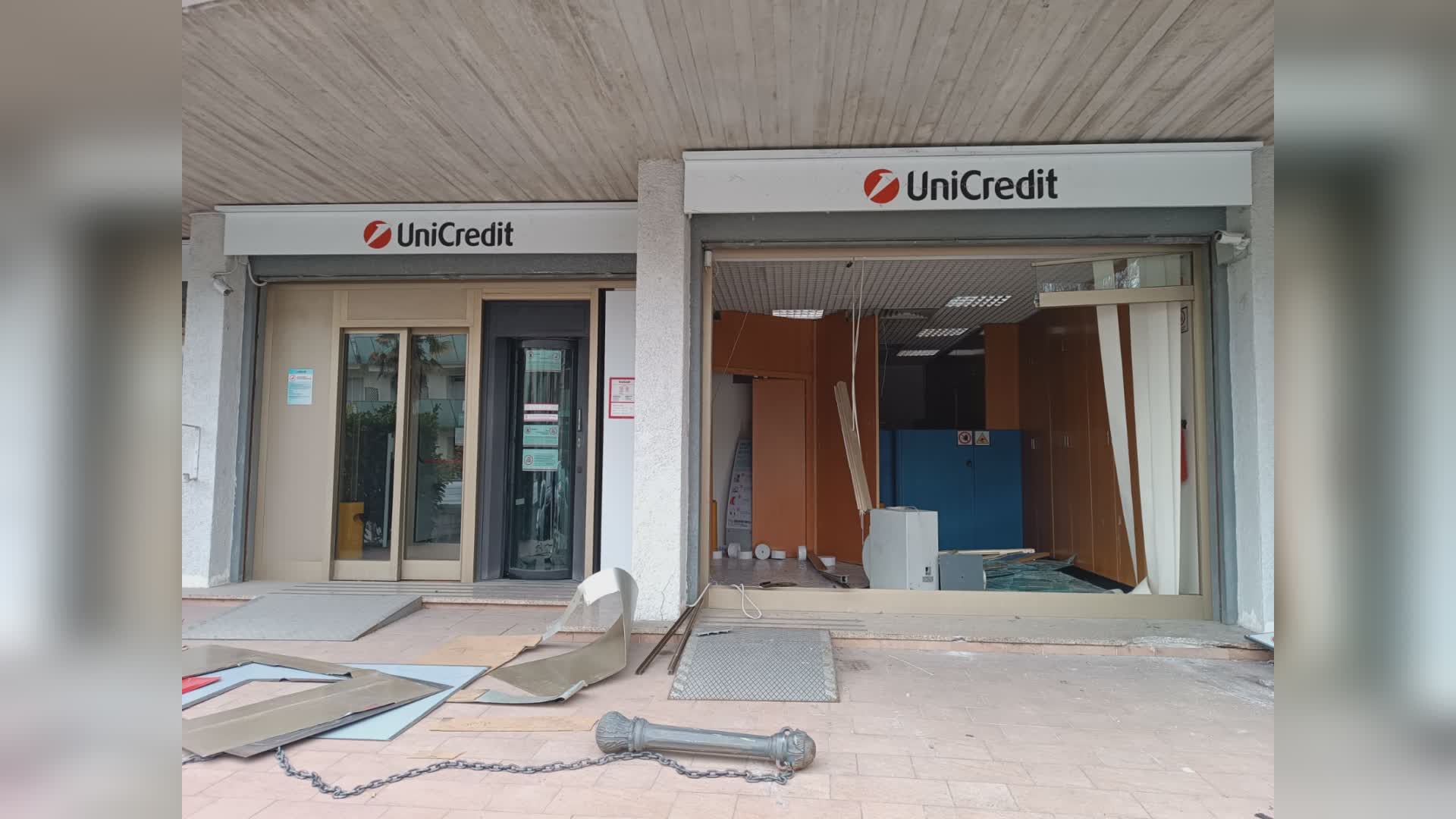 Sfondano bancomat con carro attrezzi: rapina nella notte a Unicredit