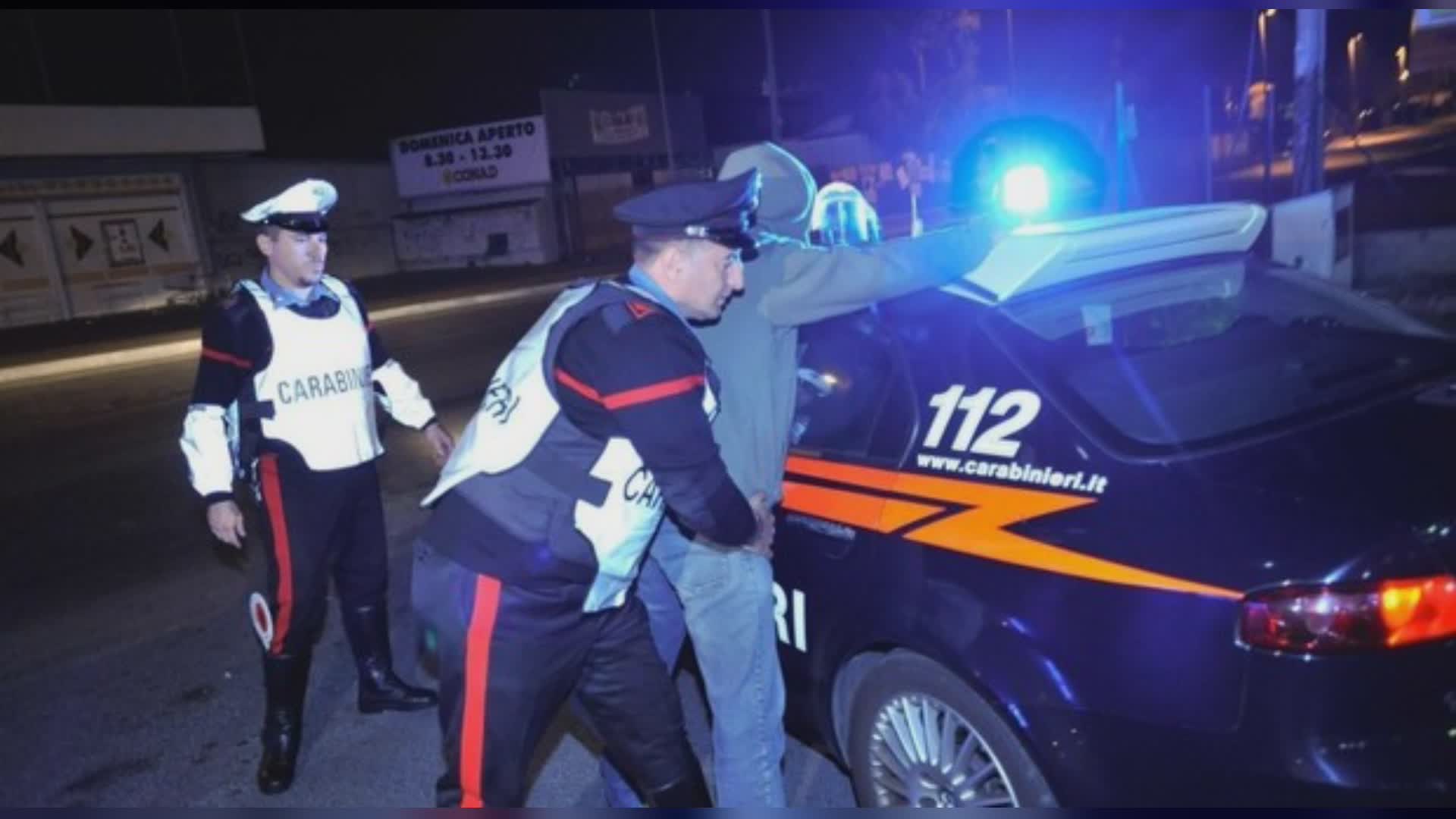 Violenta rissa vicino discoteca, tre denunce e tre feriti