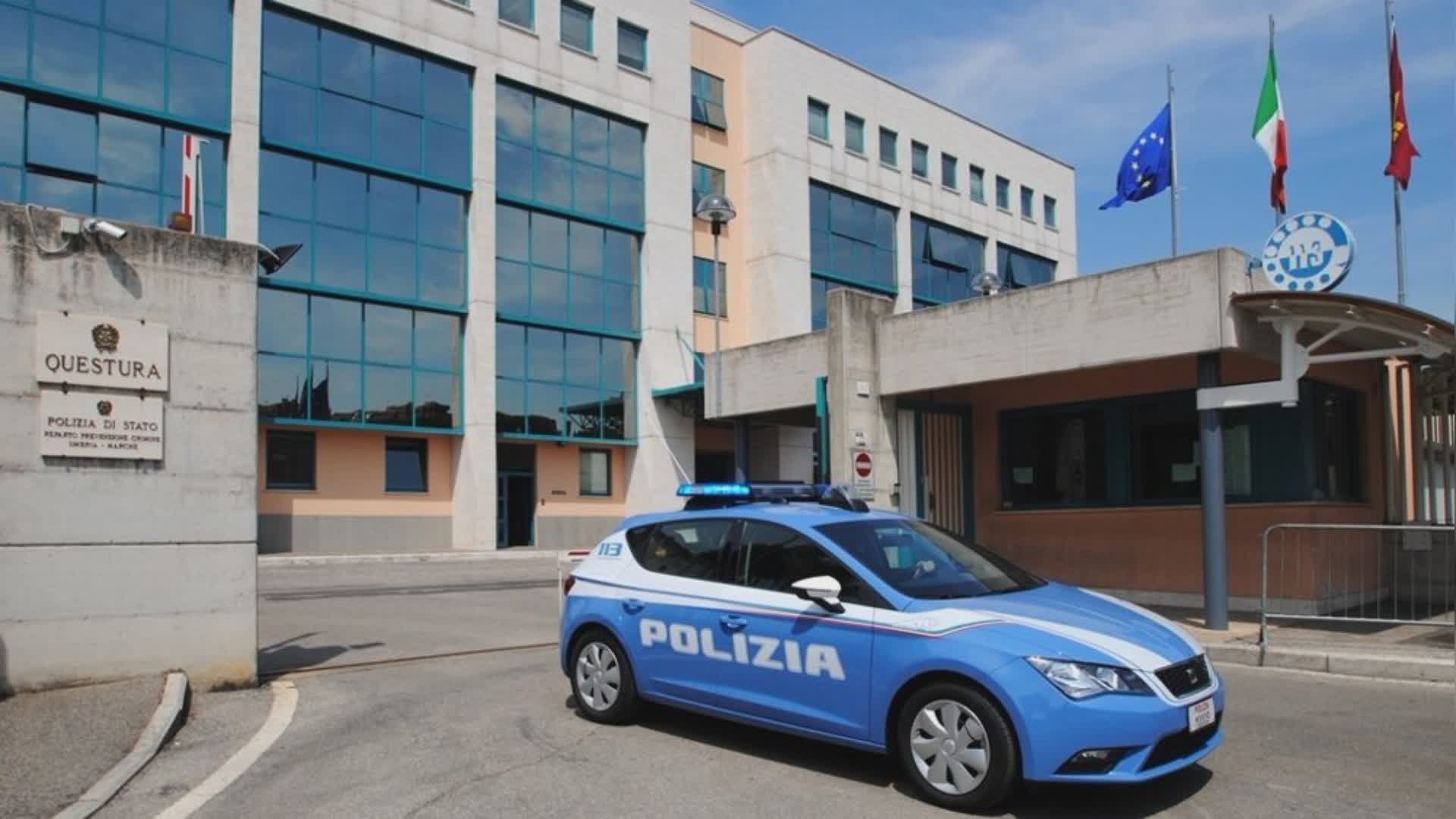 Ragazzo rapinato, arrestati tre minori da poliziotti fuori servizio