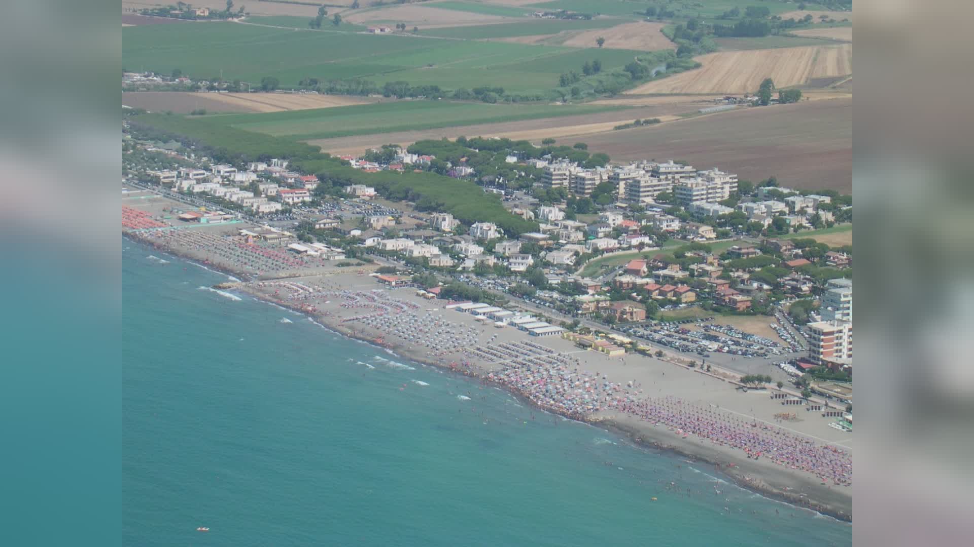 Malore in spiaggia: donna 69 enne di Terni muore a Tarquinia