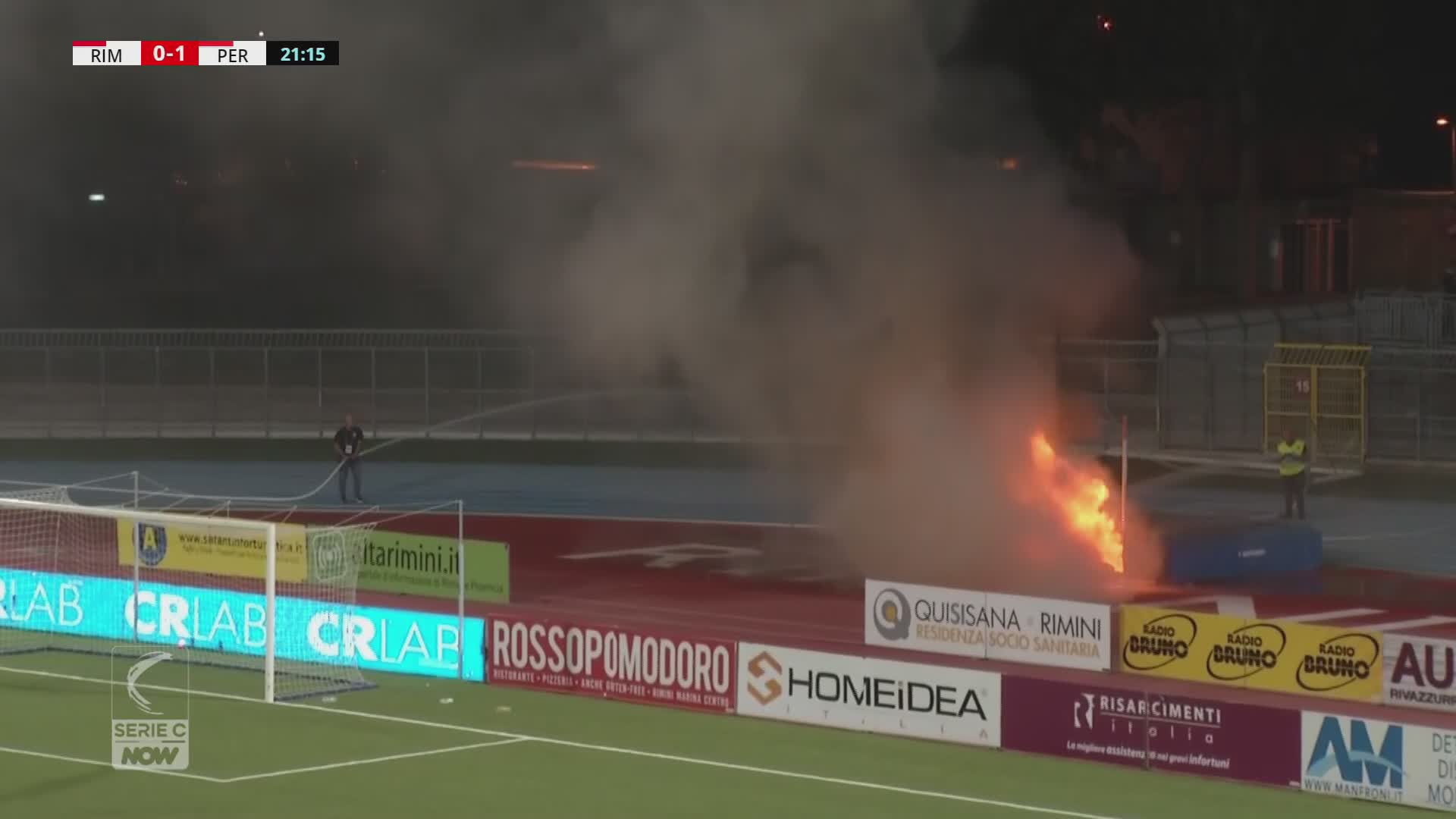 Materasso a fuoco a Rimini, chiusa Curva del Grifo (ma non domenica)