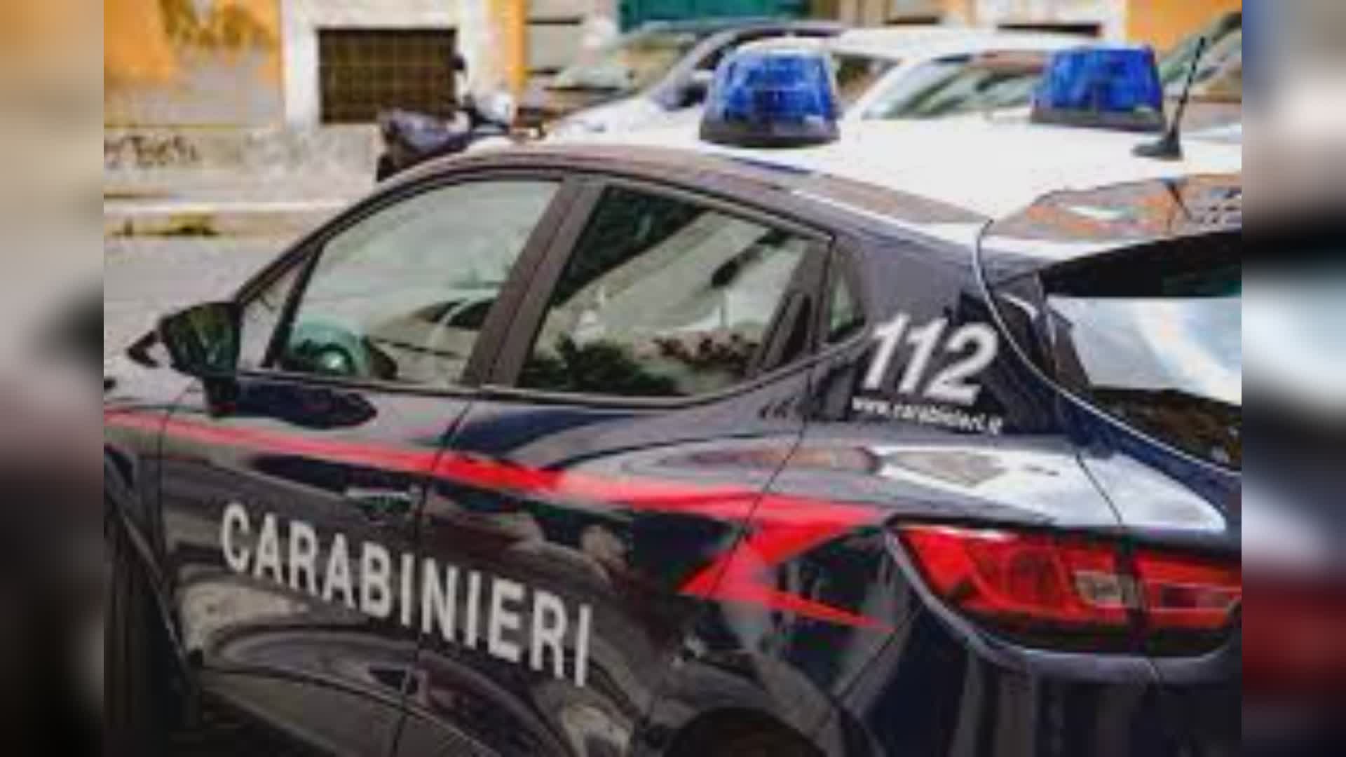 Badante accusata di aver rubato e poi rivenduto oro a coppia anziani