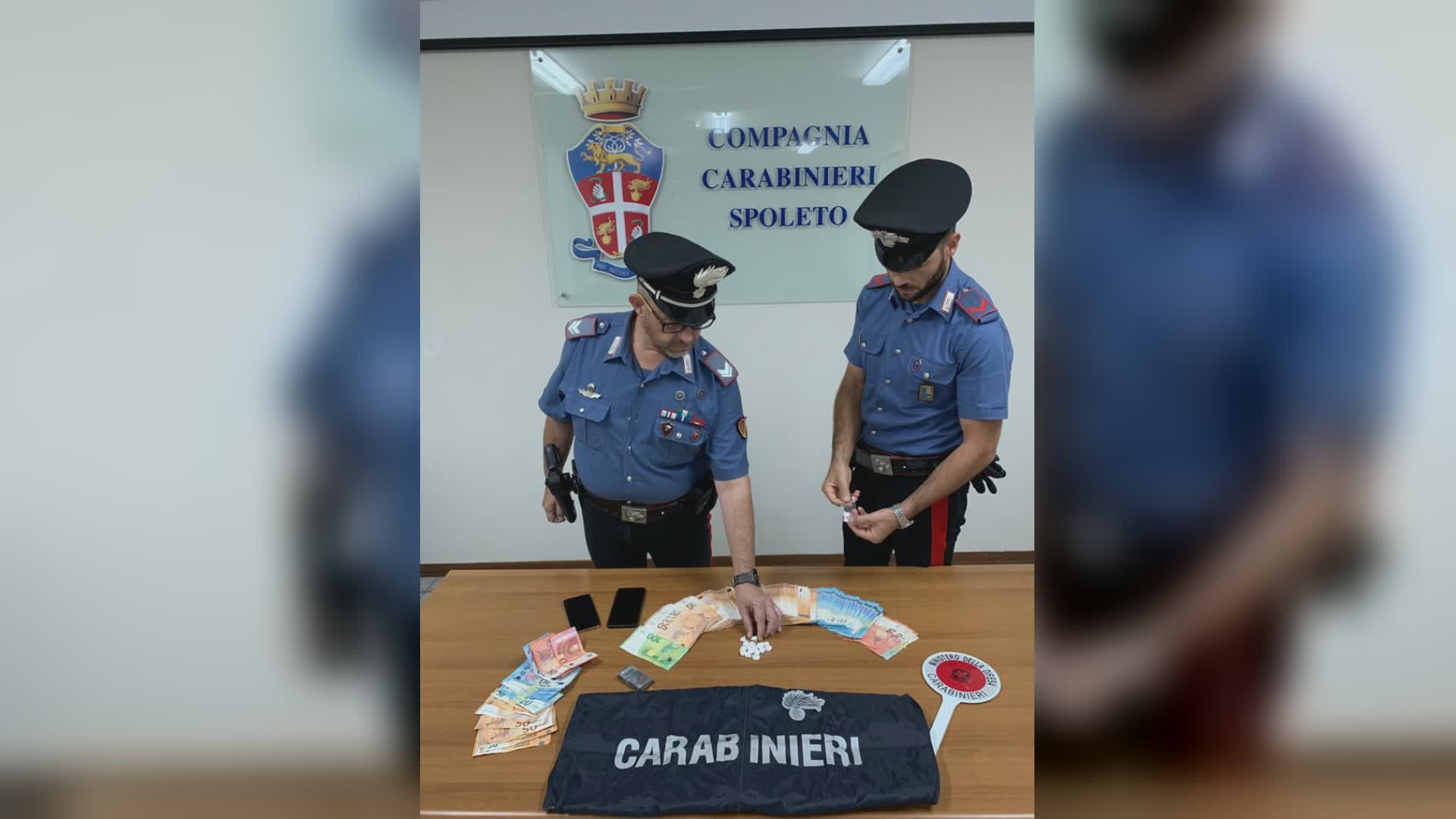 Giovane arrestato. Aveva 10mila euro tra cocaina e denaro