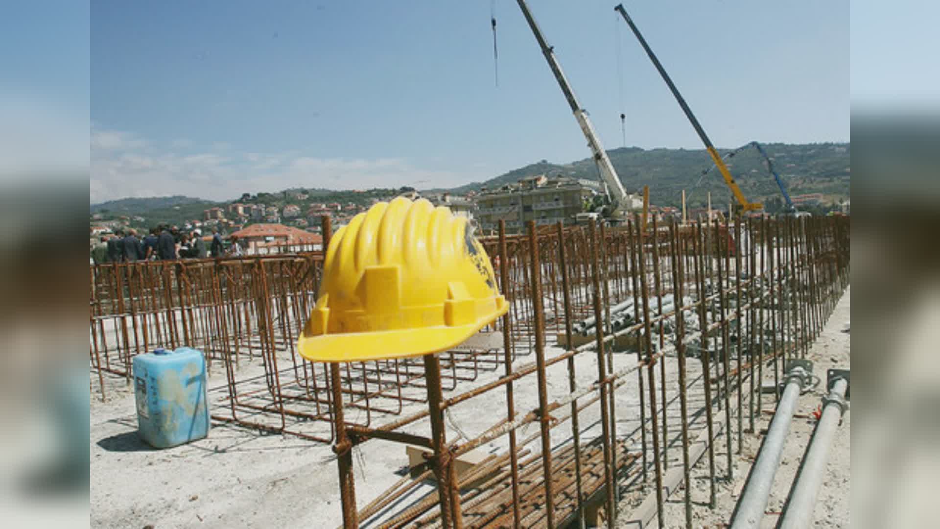 Controlli cantieri: Carabinieri trovano 3 lavoratori in nero