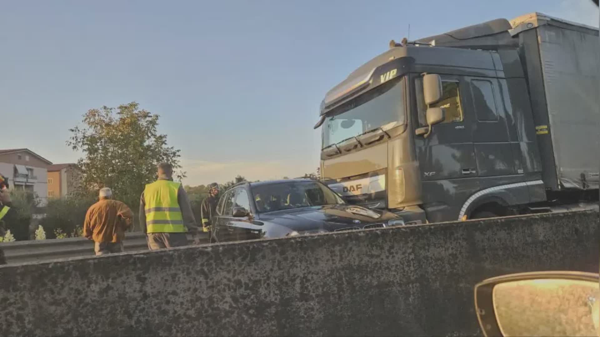 Due Incidenti E Traffico In Tilt Alle Porte Di Perugia - Umbria TV