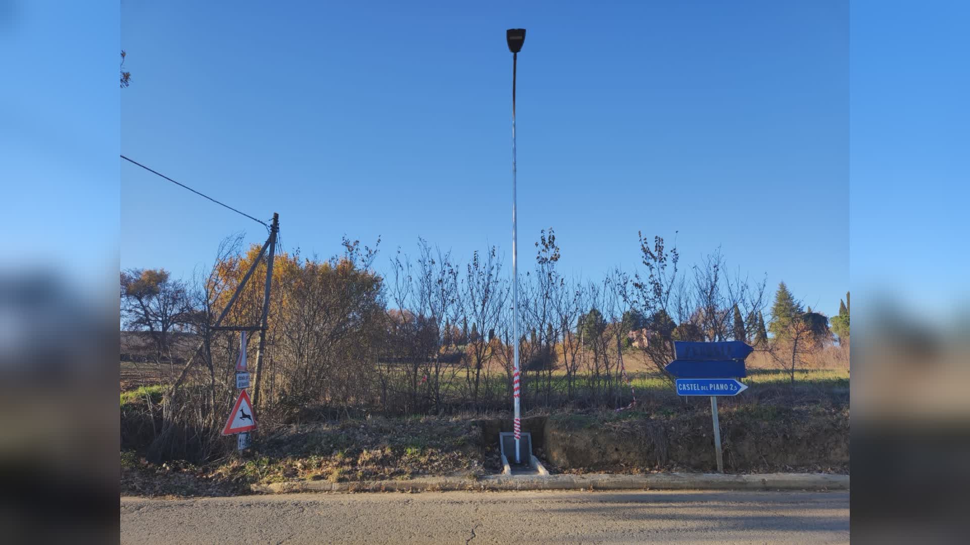 Sicurezza stradale: al bivio San Biagio attivo palo della luce