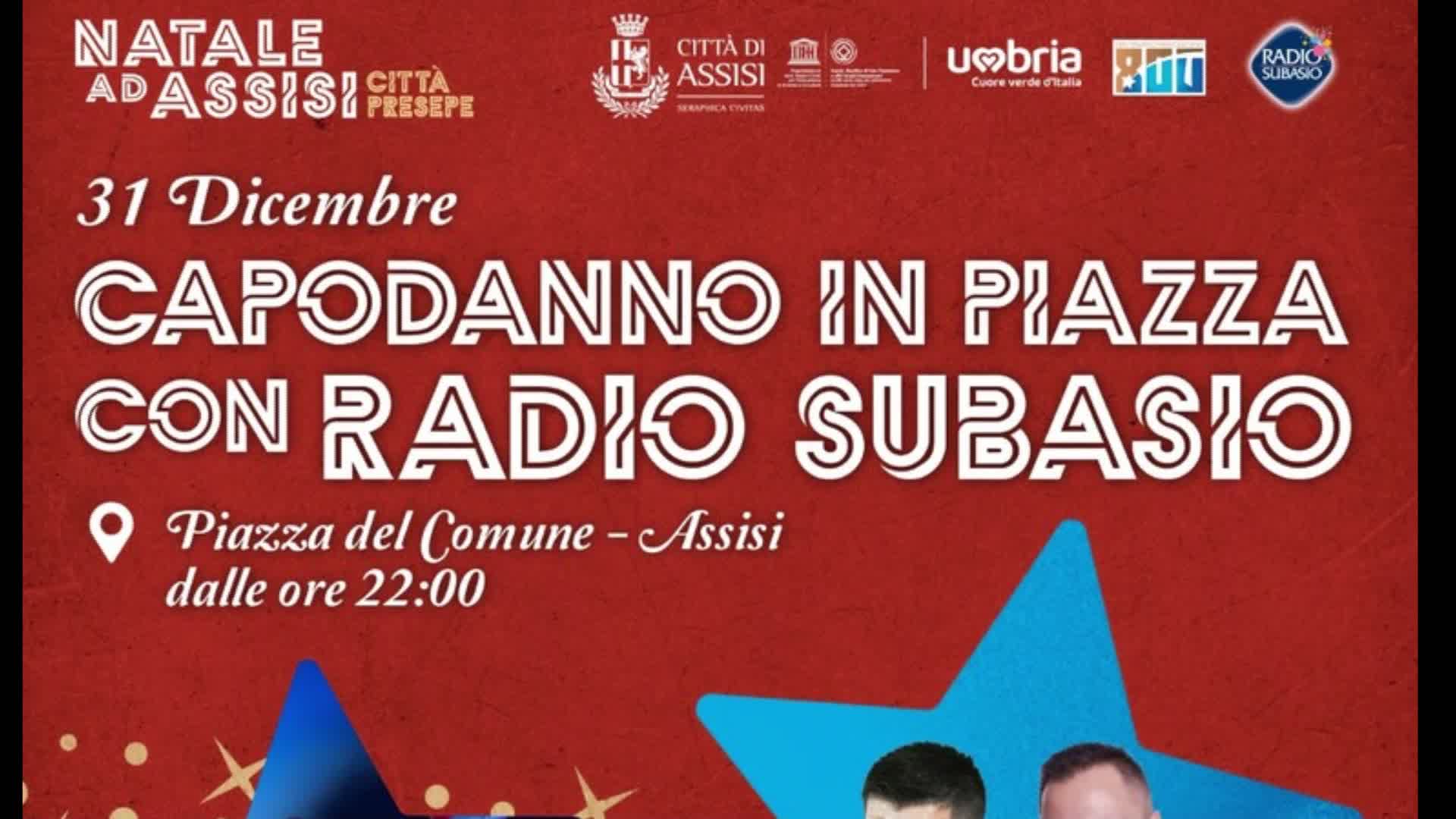 Capodanno, brindisi e musica in piazza del Comune