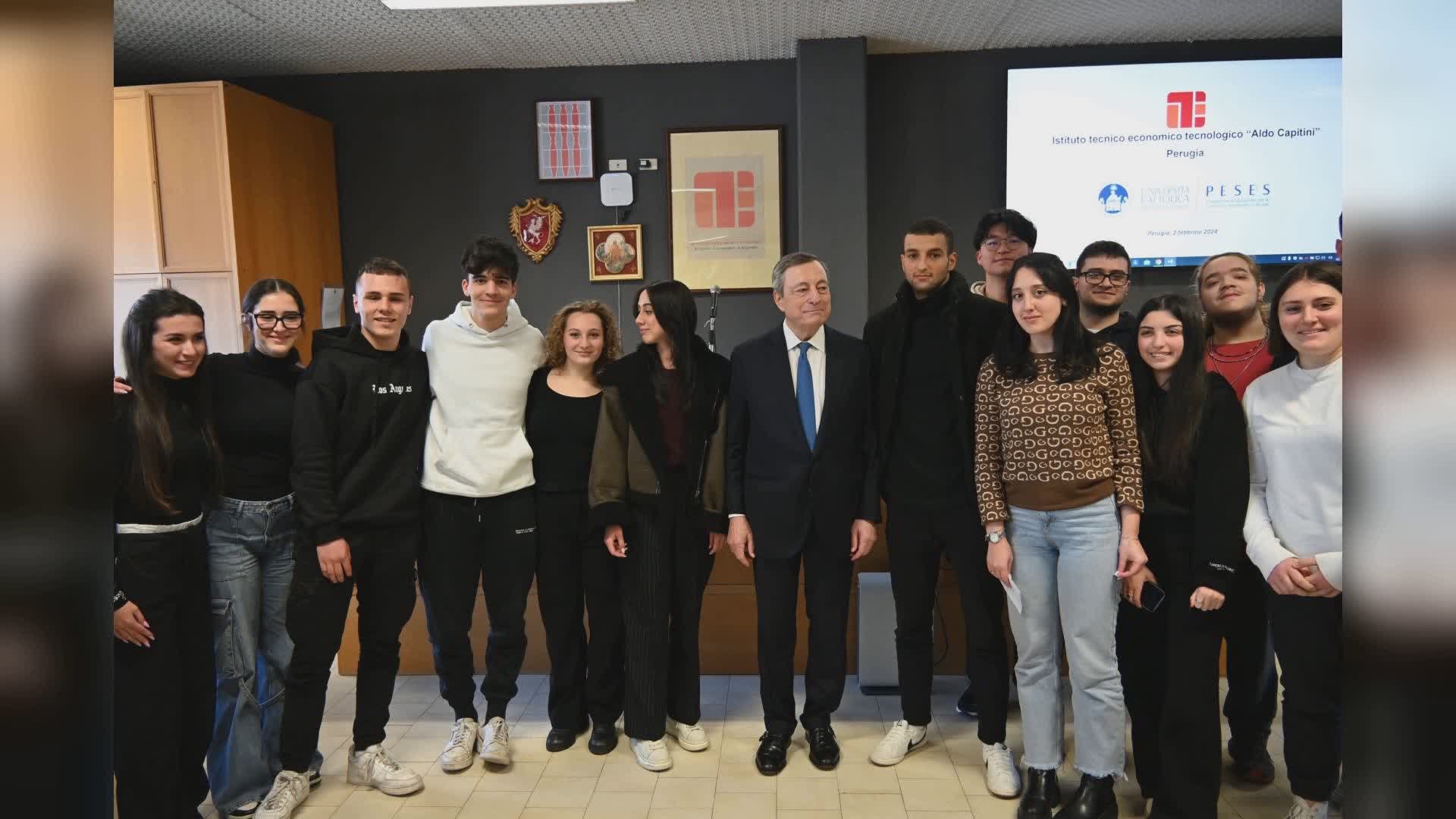 Lezione “speciale” del prof.Draghi agli studenti dell’ITET “Capitini”