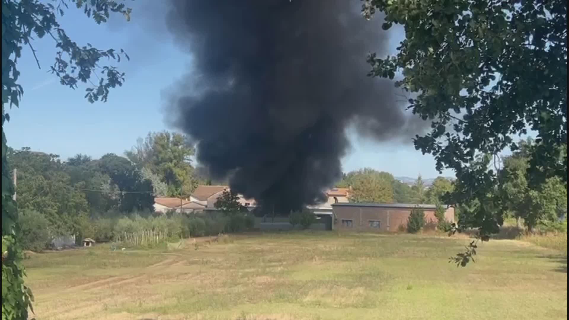 Incendio di toner in azienda sequestrata: ecco l’ordinanza