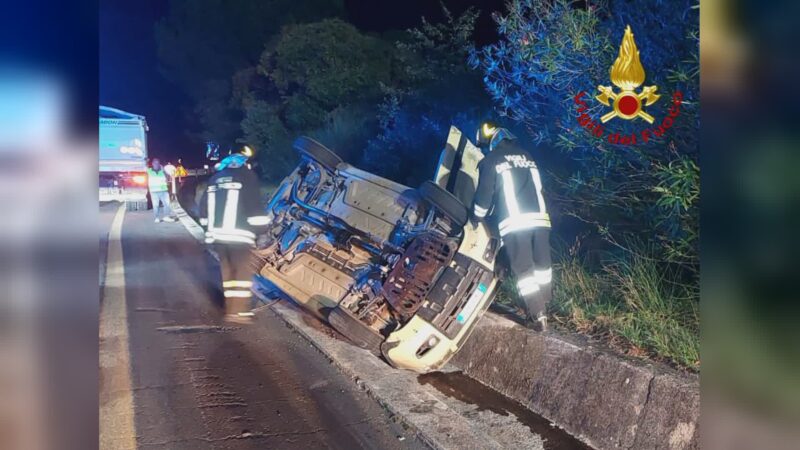 Scontro sulla 675 tra Panda e camion. Illesi conducenti