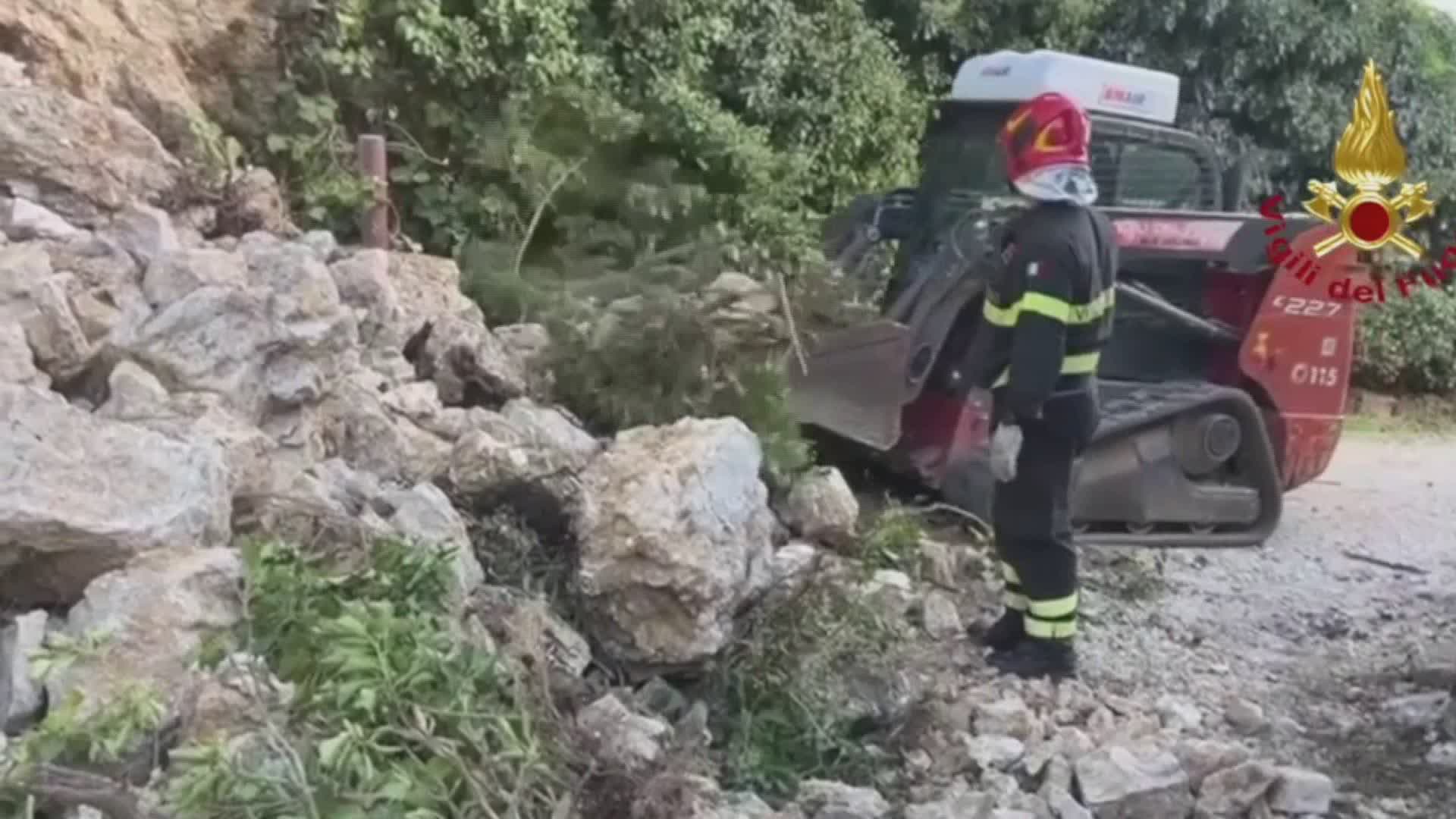 Crollo di una parete rocciosa ad Amelia: nessun ferito – IL VIDEO