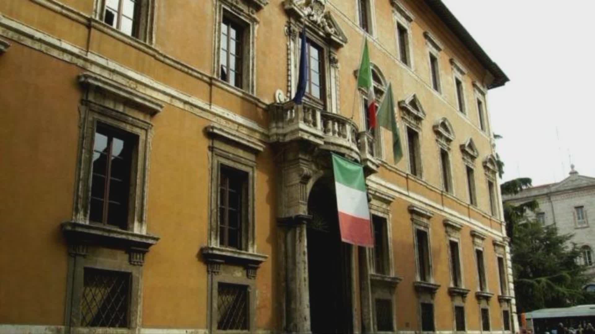 Tesei: “Assisto alla consueta attività di mistificazione”