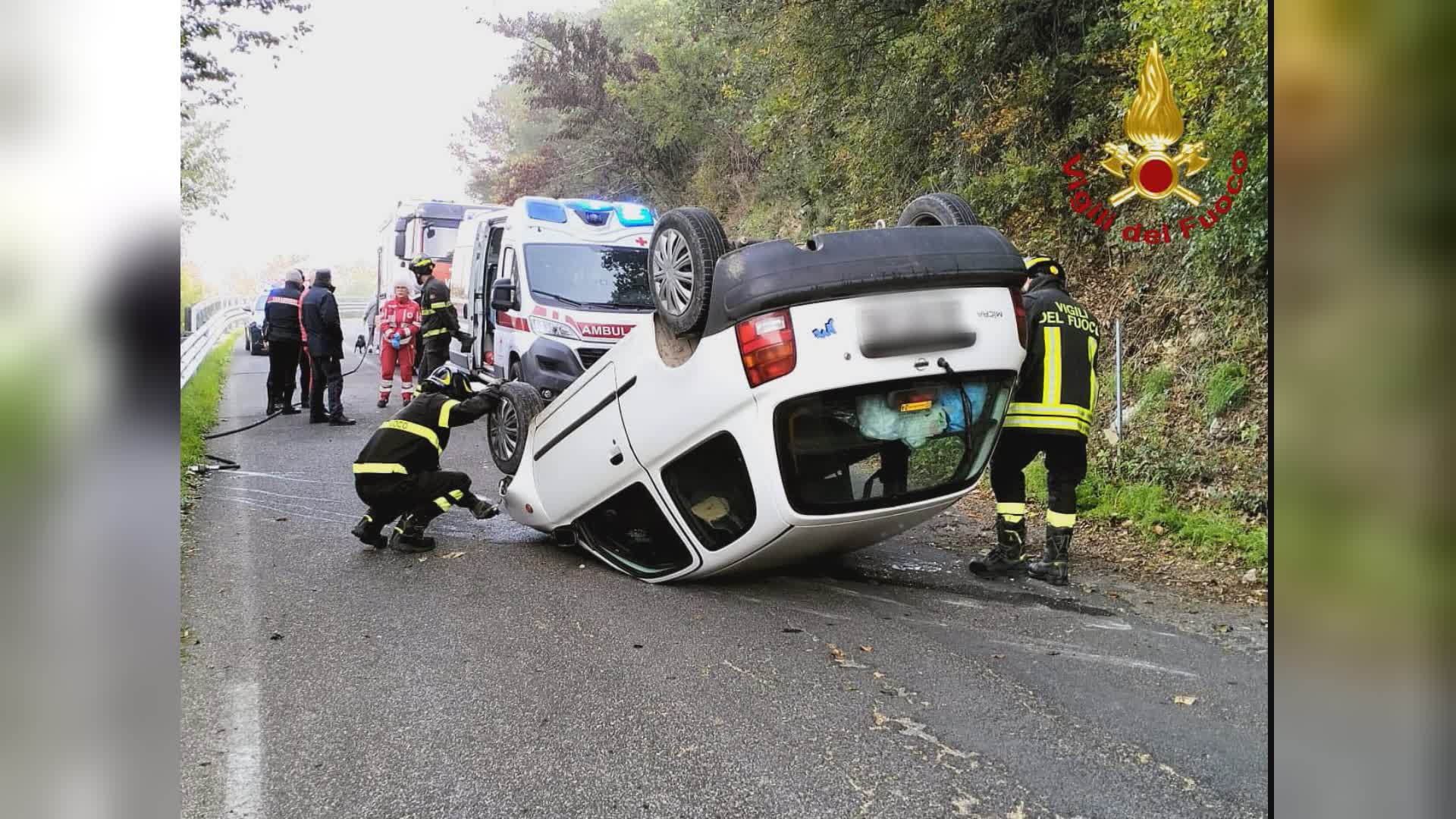 Incidente a Stroncone, donna ferita