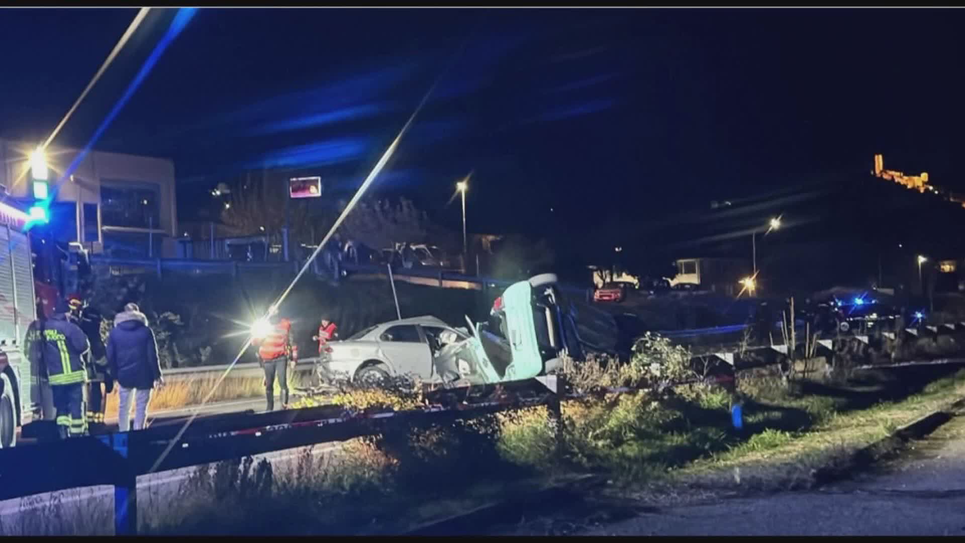 Mortale lungo la Flaminia, oggi funerali di Walter e Ilaria