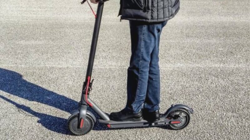 Da Zuccarini no ai monopattini e biciclette nell’area pedonale