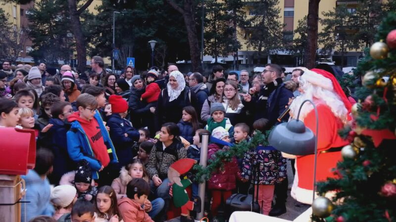 Successo per il mercatino di Natale “Pace e Solidarietà”