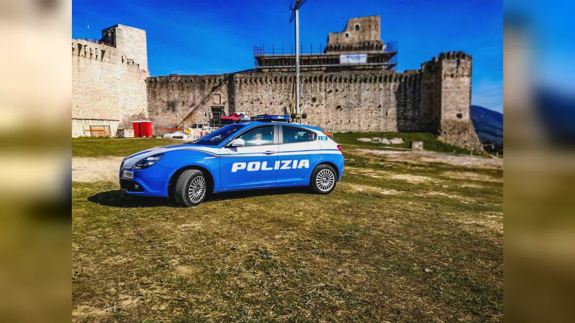 Tre giovani denunciati dalla Polizia per spaccio sostanze stupefacenti