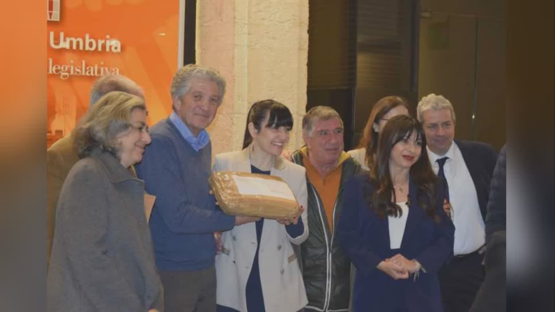 17mila firme consegnate a Proietti per i presidi di Orvieto e Spoleto