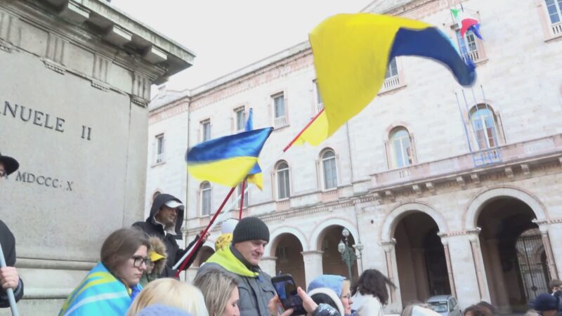 “Azione” in piazza per Ucraina, Porzi “Lavorare per Stati Uniti Europa”