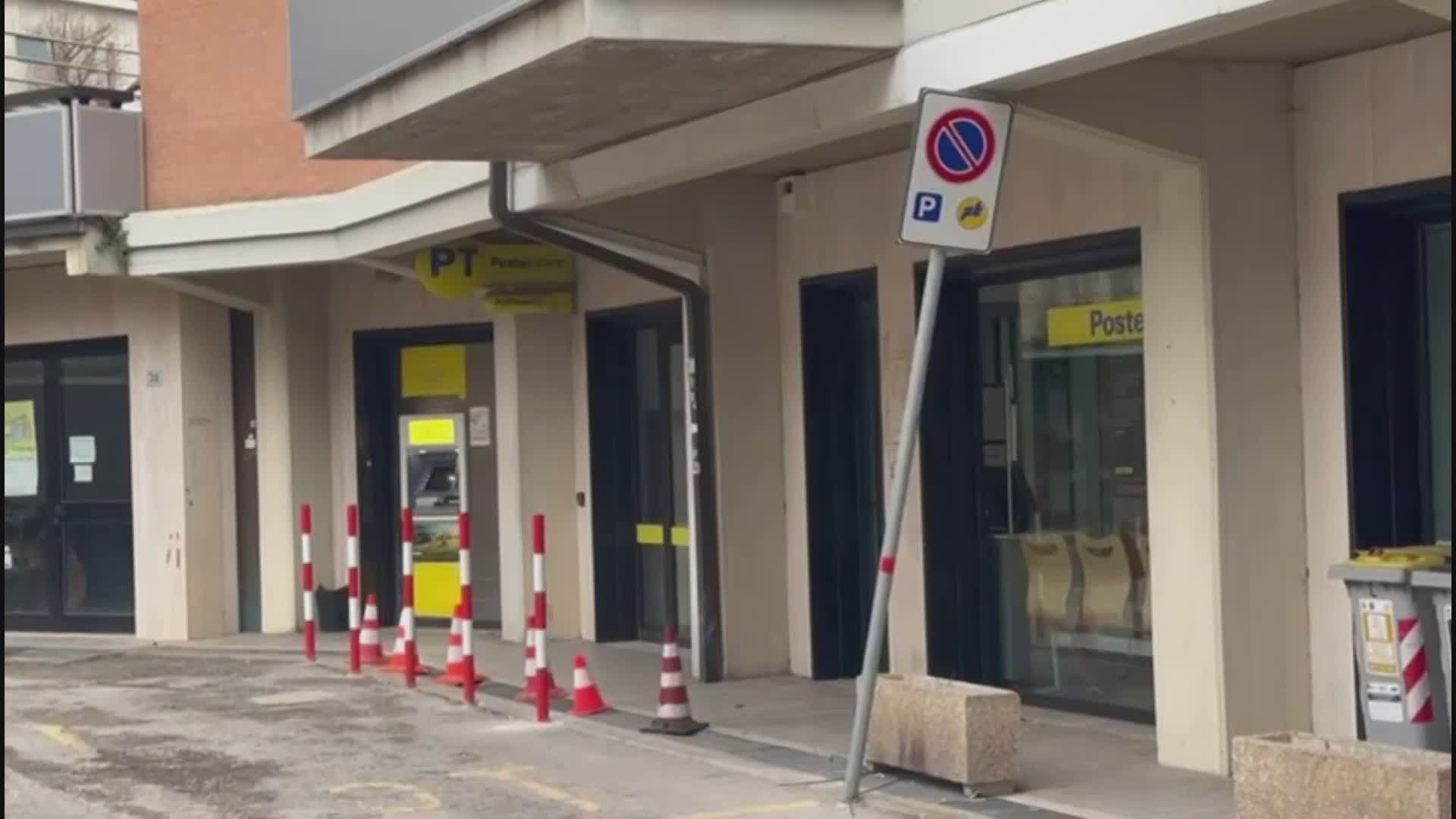 Rapina all’ufficio postale di Ferro di Cavallo: scappa con 4mila euro