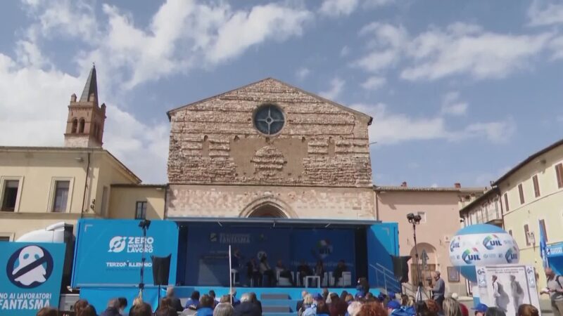 A Foligno la carovana Uil contro il lavoro fantasma